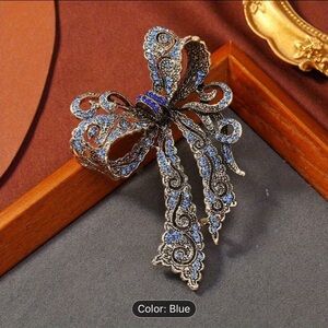 Bow Design Brooch Unisex